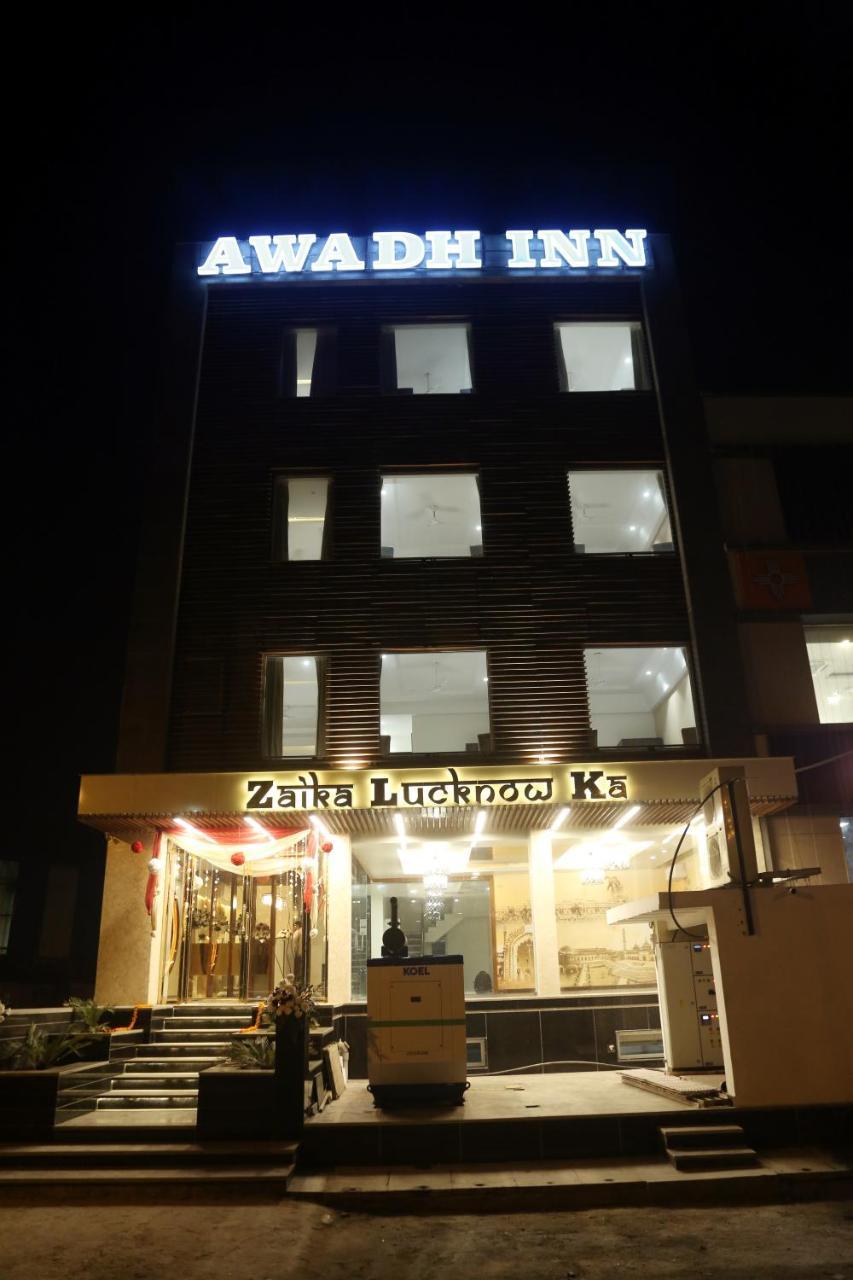 Awadh Inn Noida Extérieur photo