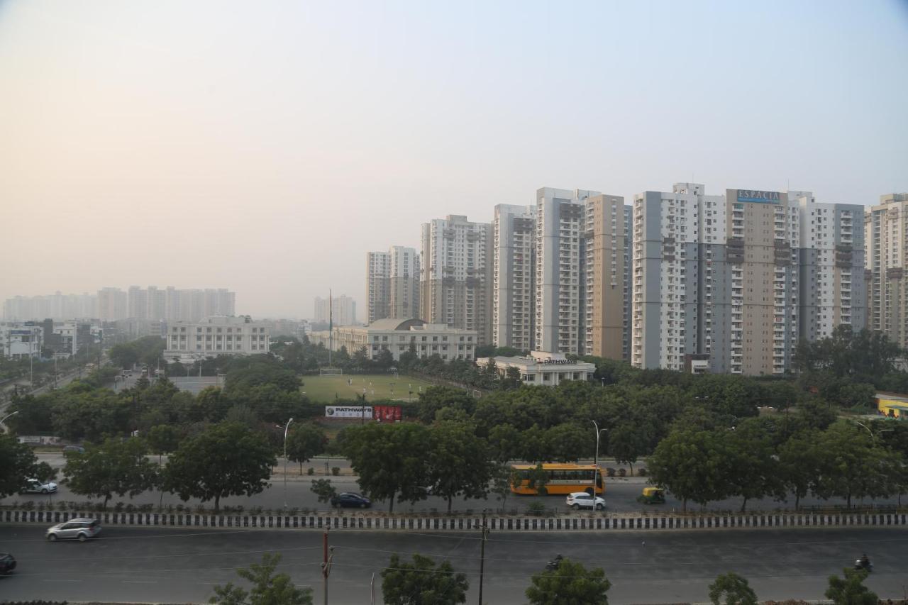 Awadh Inn Noida Extérieur photo